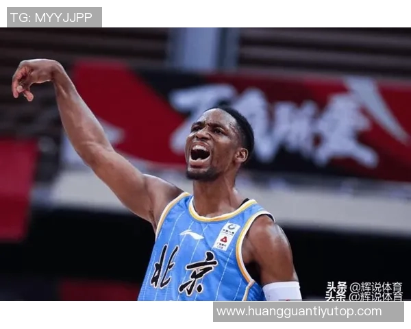 卡雷拉斯表现不佳全场最低评分11次失误仅有3次防守贡献